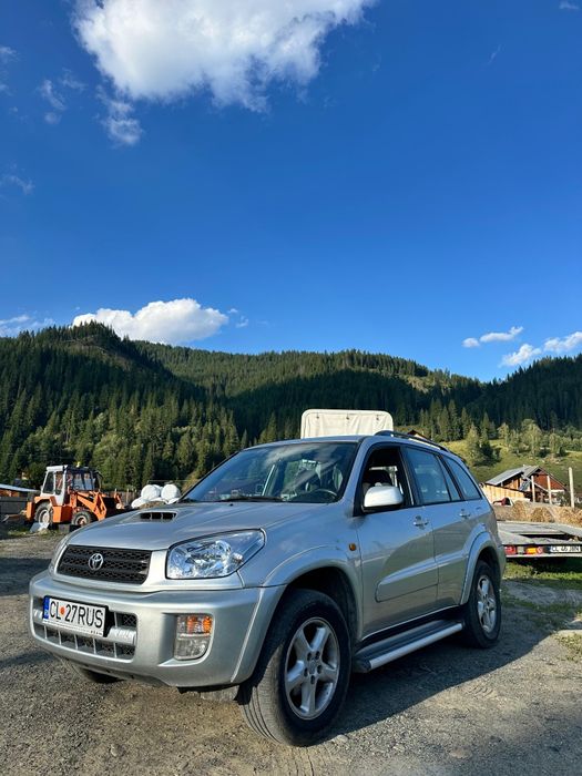 Autoturism Toyota RAV4