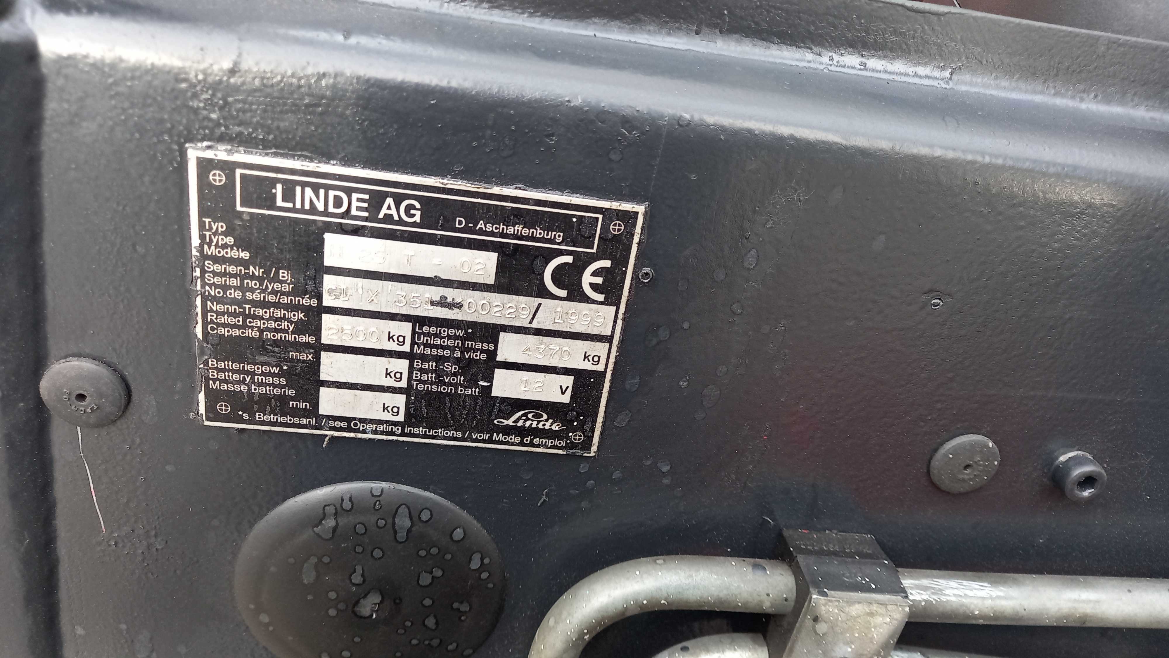 Мотокар LINDE H 25 Т САМО НА 5100 ЧАСА  цената е с ДДС