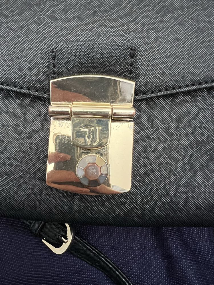 Черна малка чанта Trussardi