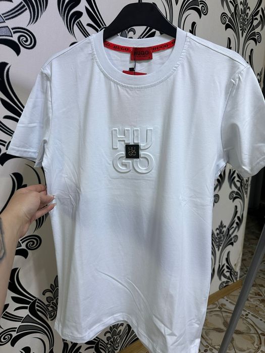 Tricou Off-White, Hugo Boss, Karl, Dsquared  model nou