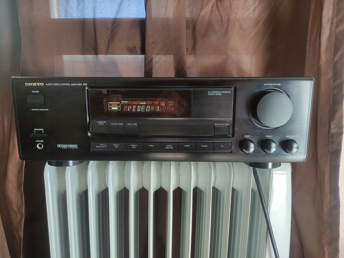 ONKYO A-SV420 Усилвател