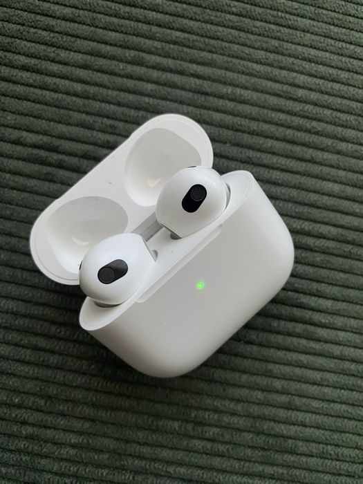 Apple AirPods 3rd Generation