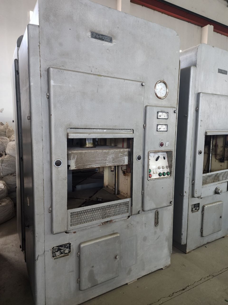 Токарный Пресс строгальный плоско шлифовальный 3е711 5с270 528с