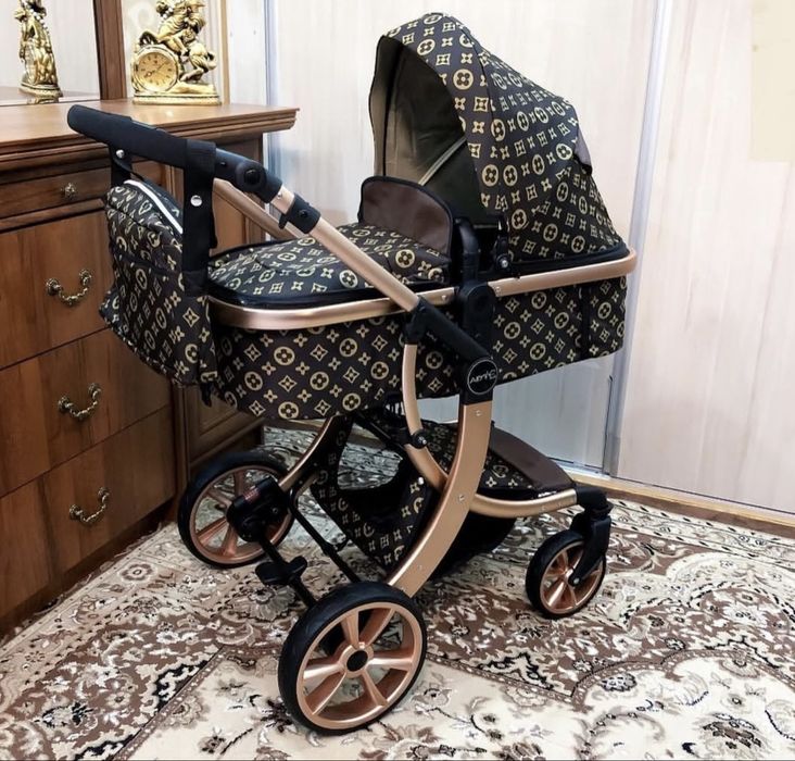 Продам коляску Aimile под Louis Vuitton