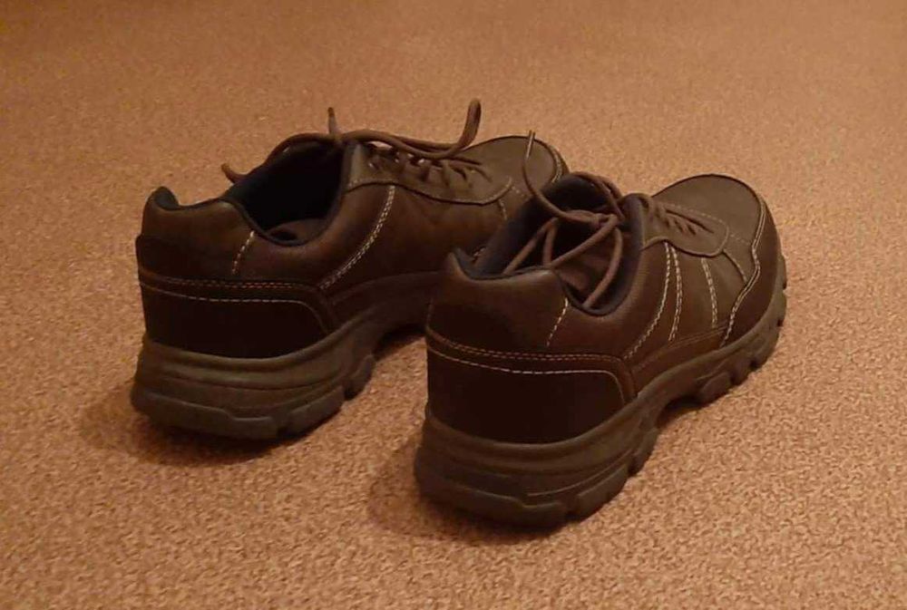 Спортни мъжки обувки