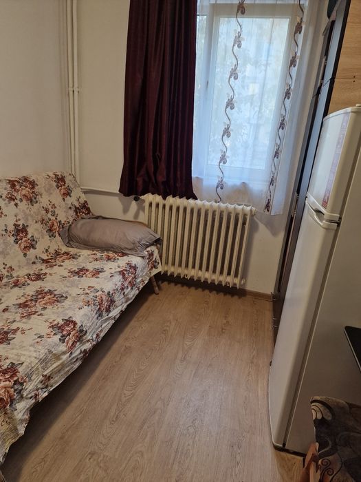 Garsoniera de inchiriat