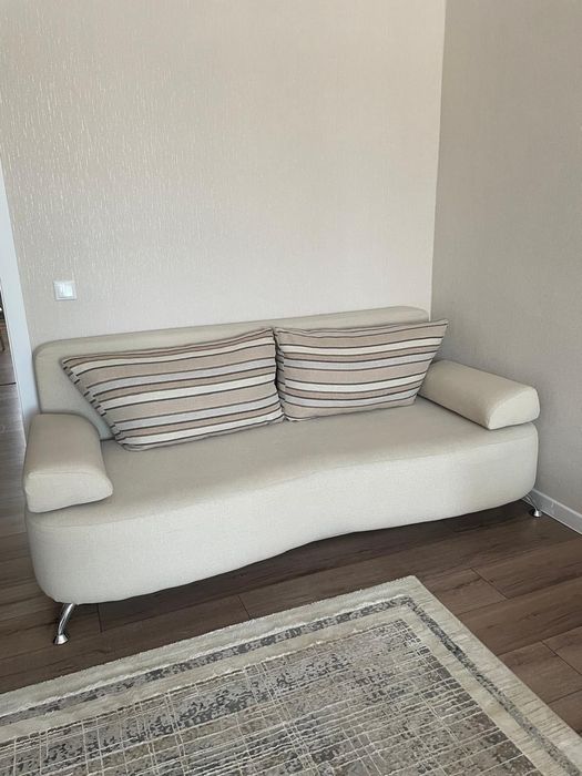 Продам диван в отличном м состоянии