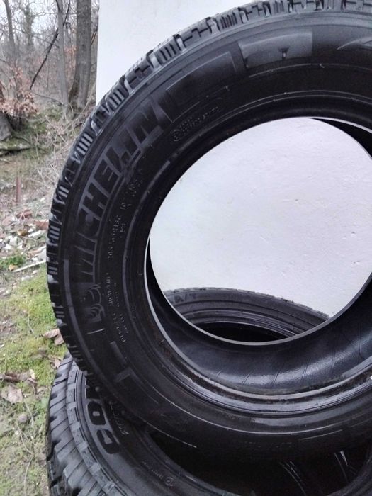 4 броя зимни гуми, 2х2 комплект
