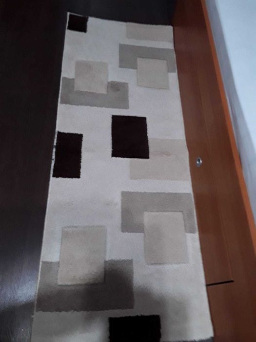 Vând Covor Dreptunghiular