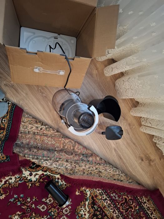 Uakeen Germany 1200W sharbat chiqargich sotiladi