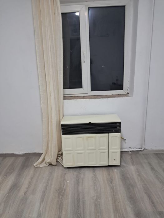 De vanzare garsoniera in Floresti/Prahova 15500€agentie)€