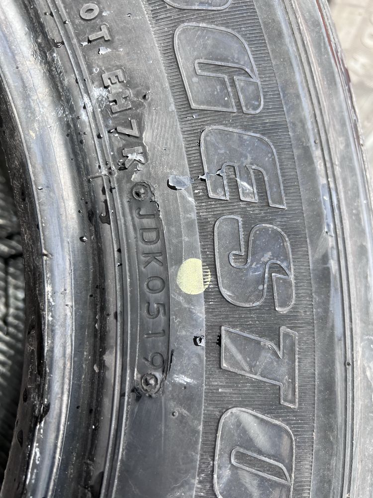 Bridgestone Duravis M700HD 265/70/17