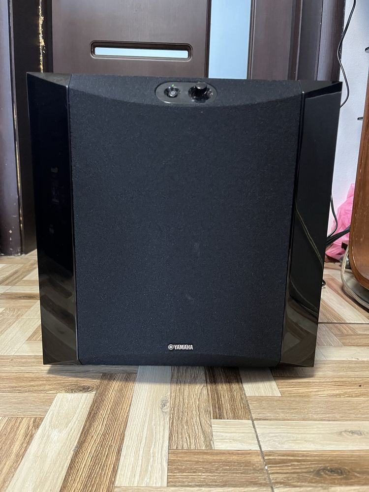 Subwoofer Yamaha NS-SW300
