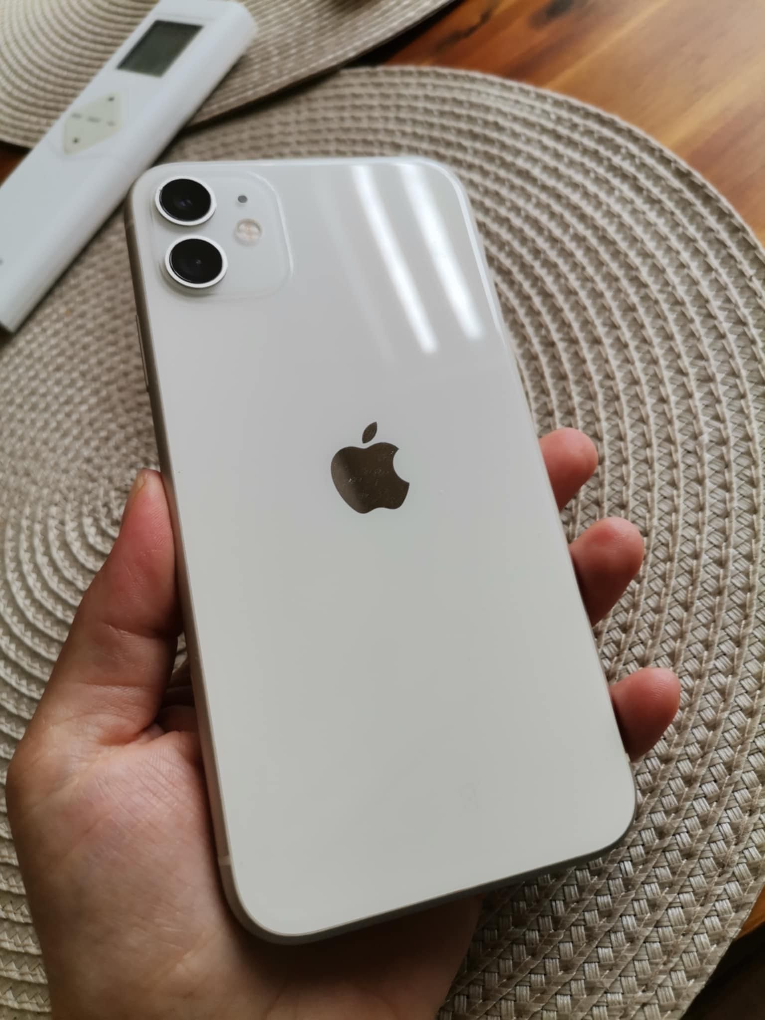 Iphone 11   64GB
