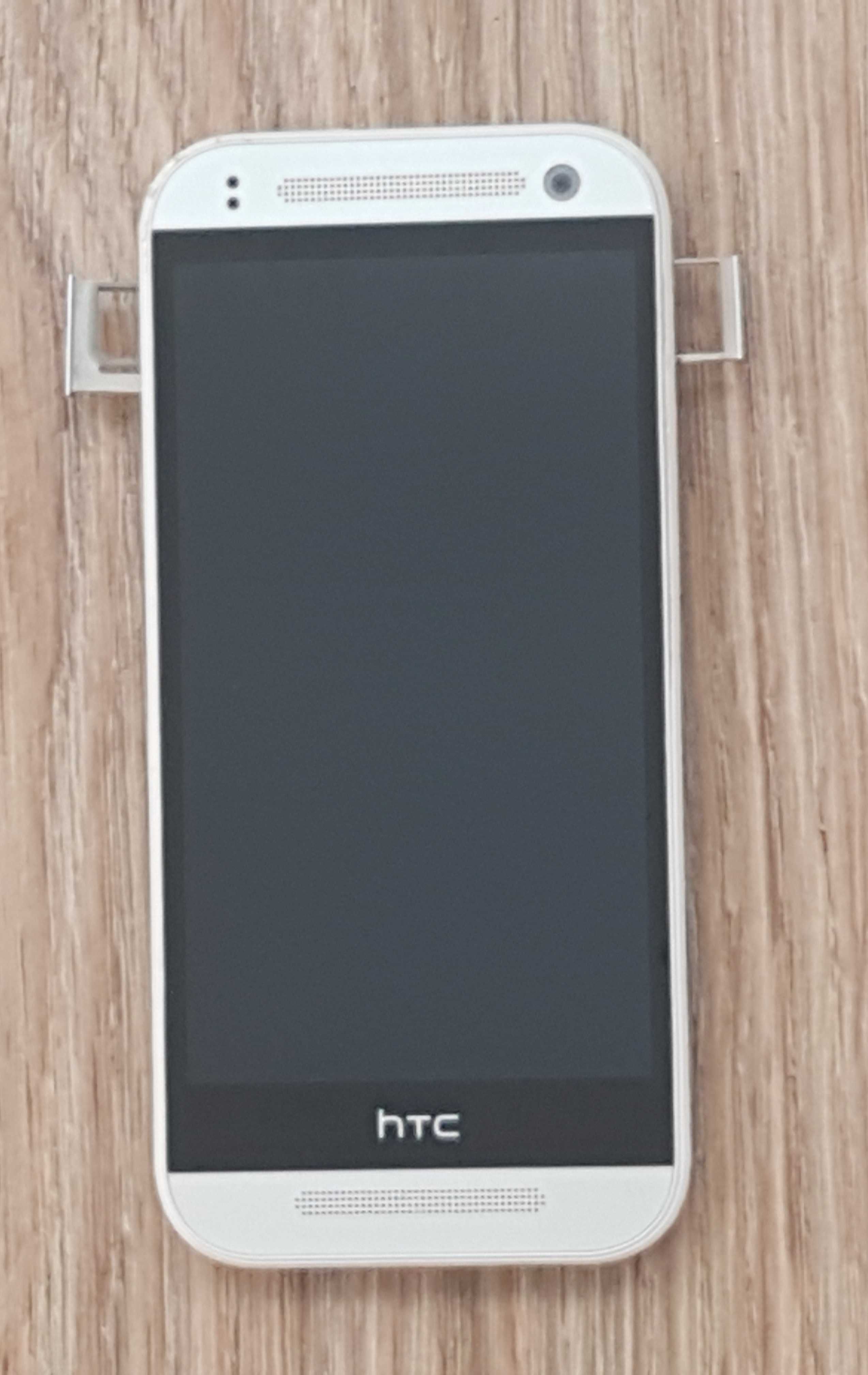 Smartphone HTC One Mini 2 (M8 mini) - pentru piese.