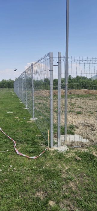 Teren cu panoramă superbă