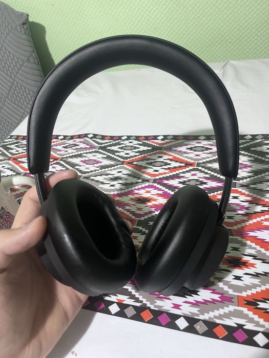 Продам наушники хорошие очень громкий звук