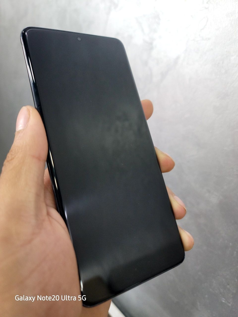 Samsung S20+ 5G ideal holatda