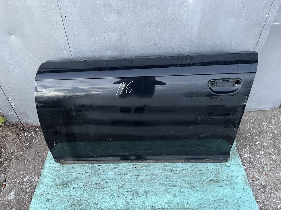 Предна лява врата тава за Audi A6 4F