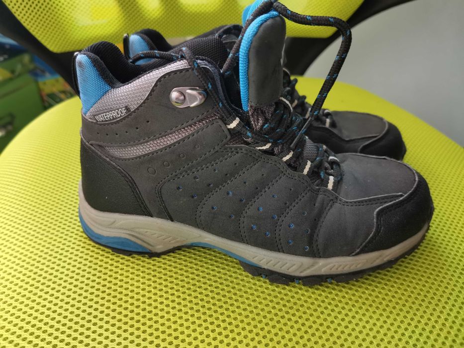 Зимни боти за момче 32 размер