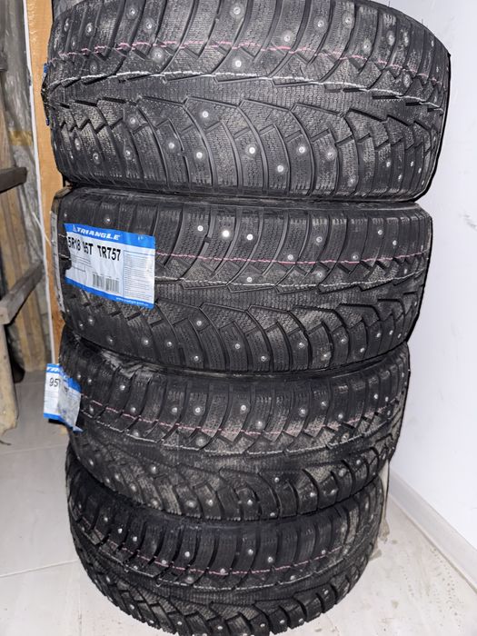 Зимние шины Triangle с шипами