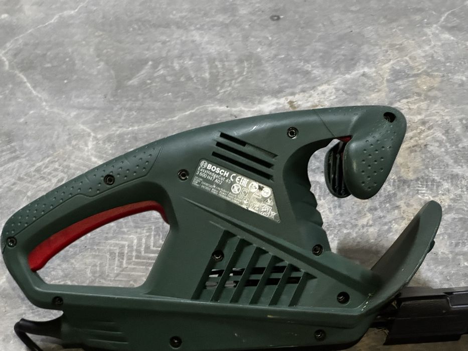 Foarfeca electrica gard viu Bosch Easyhedgecut 45