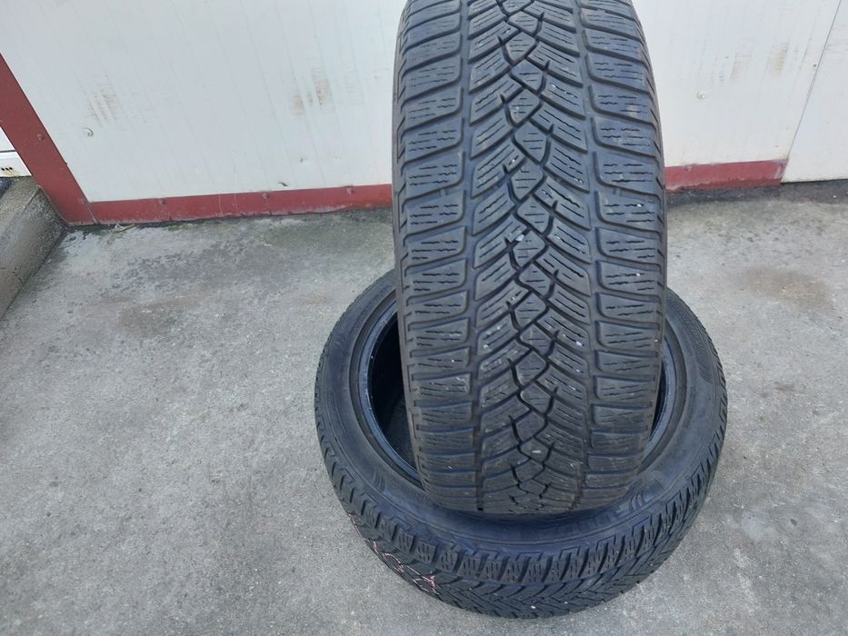 150 lei bucata! Doua anvelope M+S/IARNA 215 45 17 Fulda