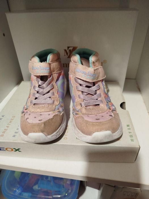 Високи кецове Skechers 31 номер