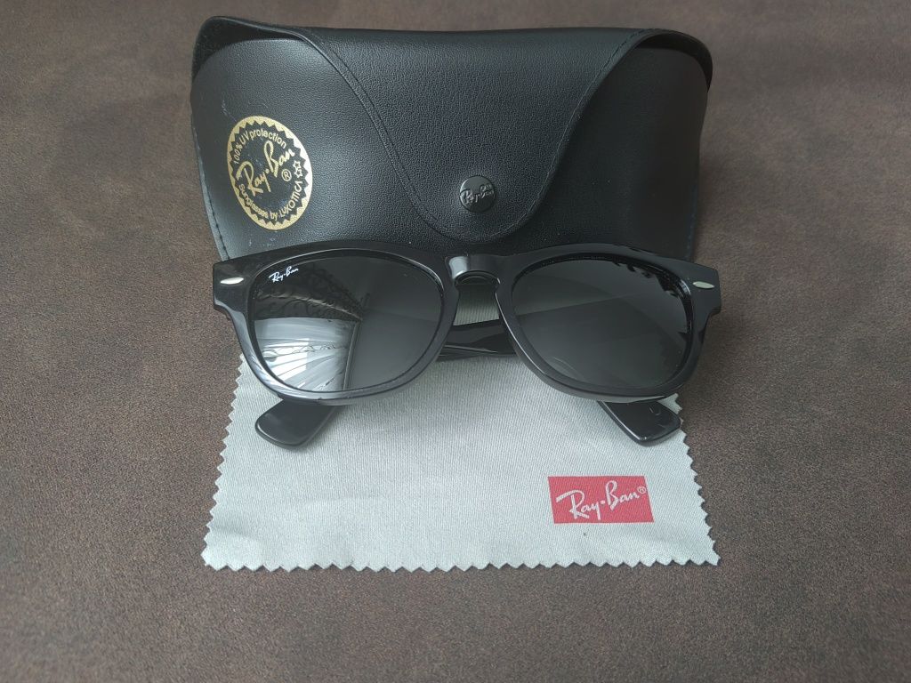 Ochelari de soare Ray Ban Laramie Polarized