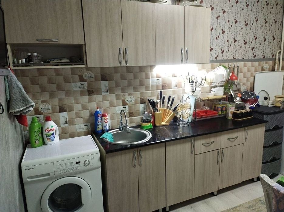 Продам 2 ком Юнусабад 14 квартал