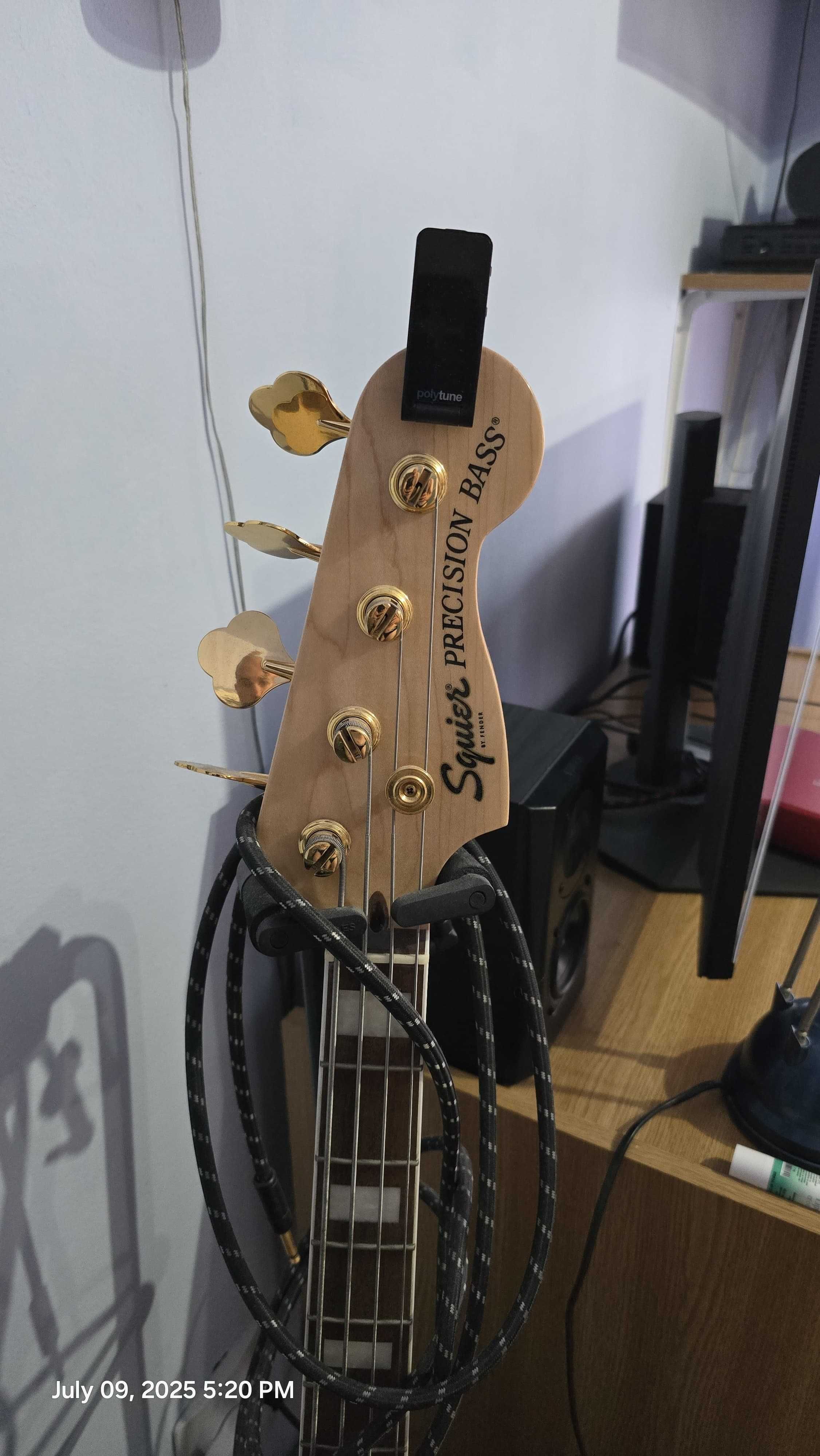 Bass electric Fender Squier Precision editie limitata