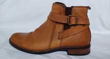 Botine, mărimea 36.