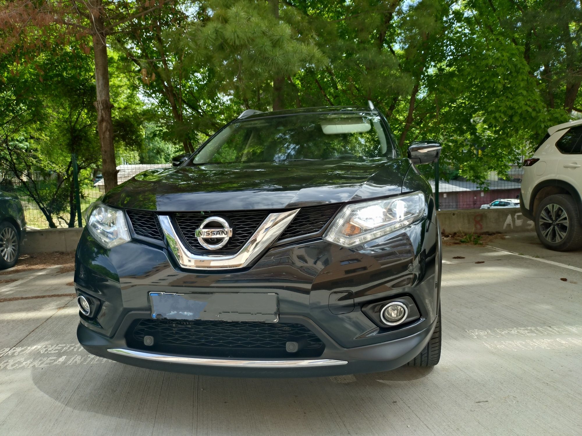 Nissan Xtrail  1.6 D unic proprietar. 2 rânduri de roti