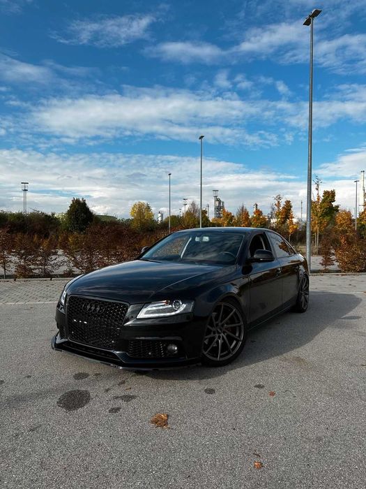 Pachet Bara fata CU GRILE RS LOOK Audi A4 B8 + combi 07-2012 LZ7L MARO