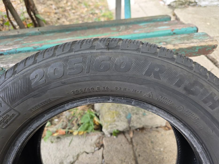 4бр Зимни гуми 205/60R16 Semperito