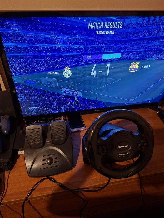 Кормило за пс4 много добро