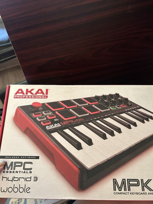 Миди клавиатура