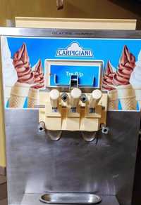 Mașinărie de înghețată vând și dozator de suc