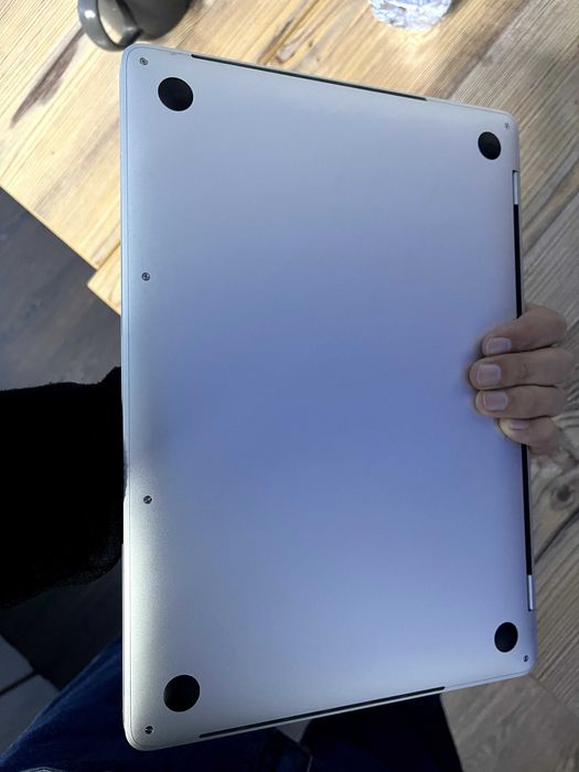 Macbook Pro Core i5 16/256