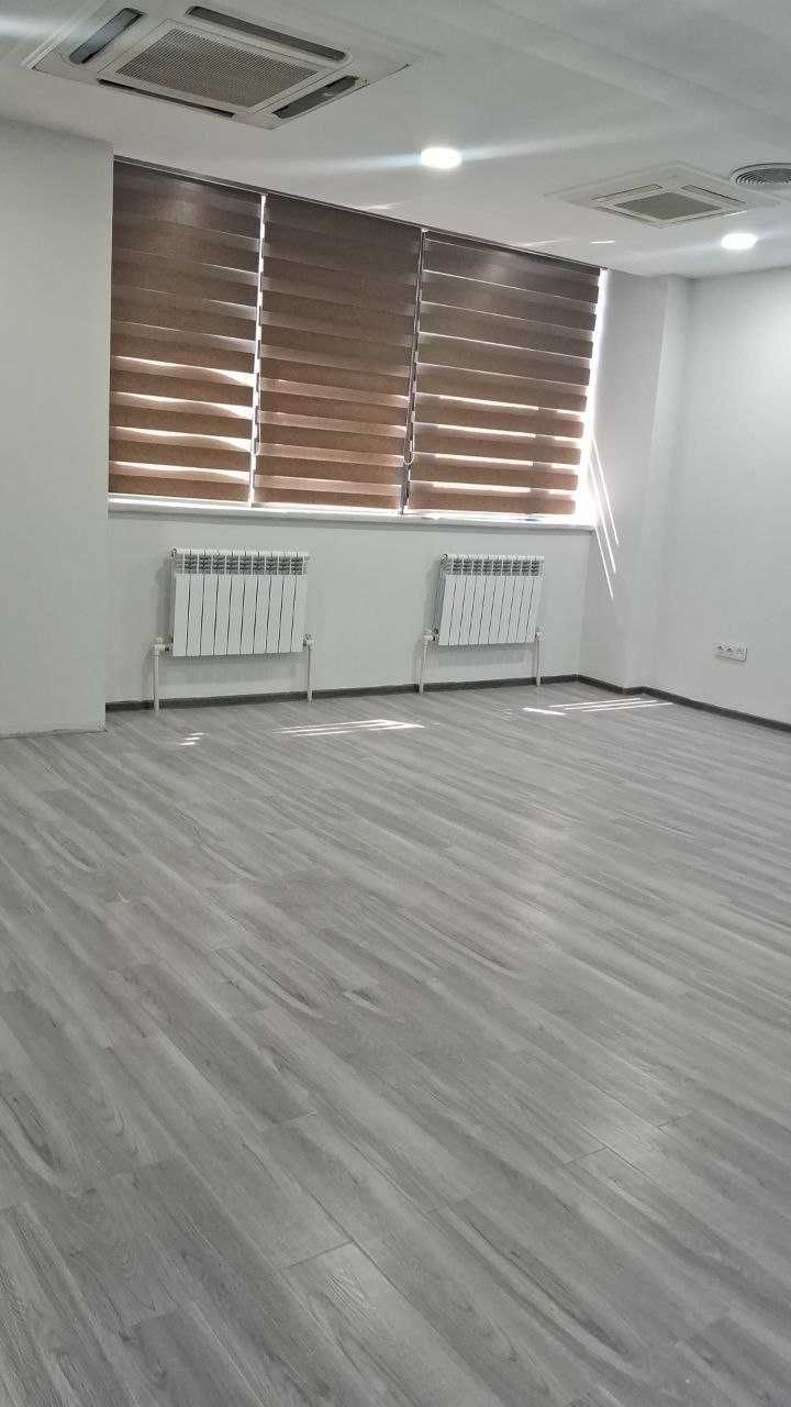 "Коммерческое помещение с ремонтом в бизнес-центре NEW LEVEL"