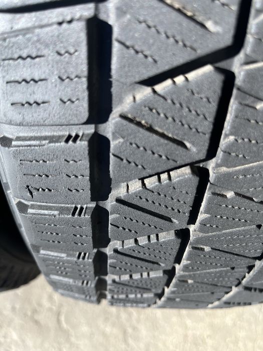 4 бр. зимни гуми 225/65/17 Bridgestone DOT 3021 5-6 mm