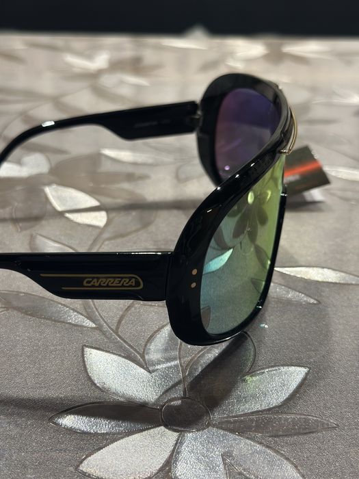 Чисто Нови слънчеви очила carrera