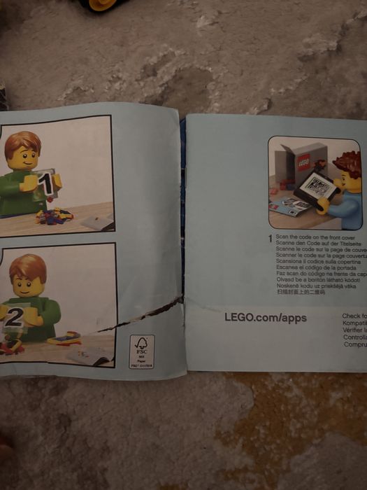 lego 60252 , 126 piese in stare foarte buna