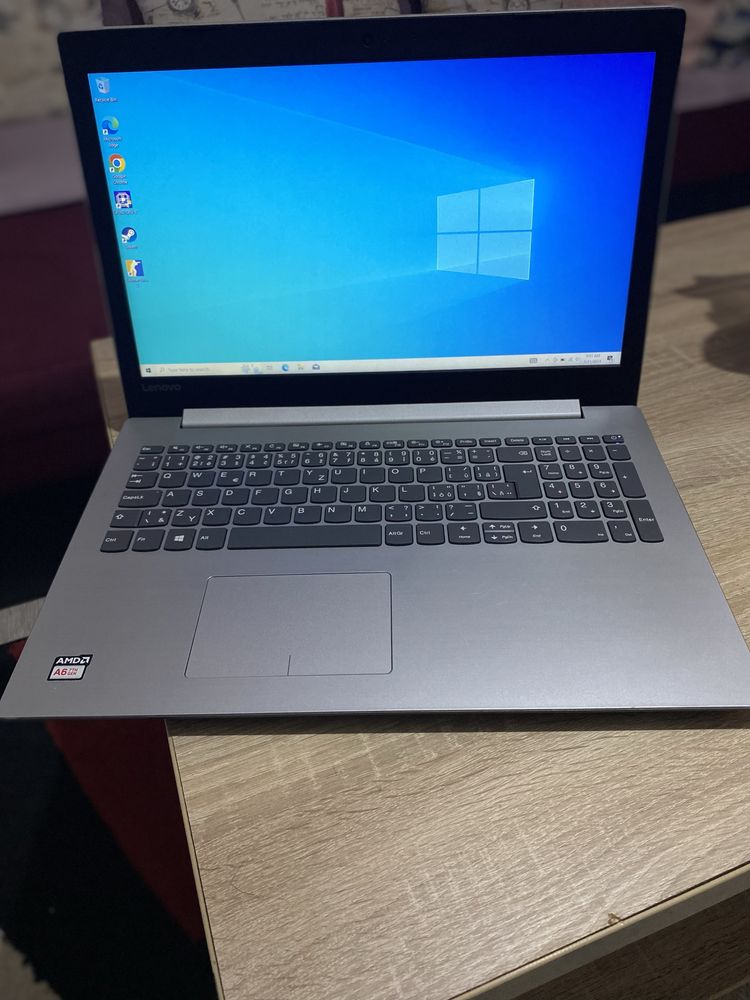 Vând Lenovo AMD A6 7th Gen