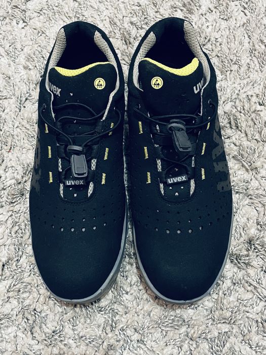 Bocanci Uvex pentru muncă