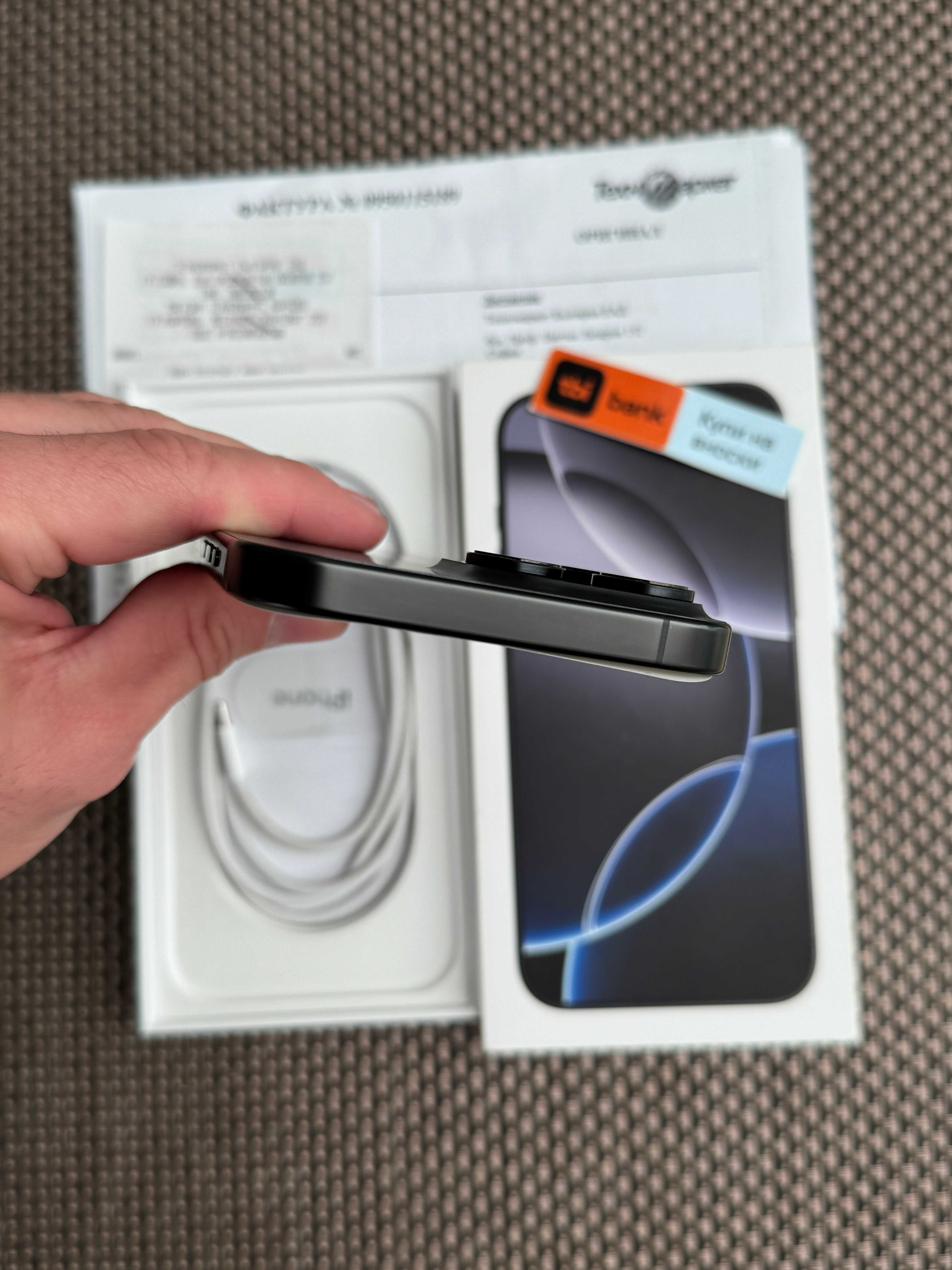 НОВ 24м ГАРАН. iPhone 16 Pro MAX Лизинг от 81лв/м Black Titanium 256GB