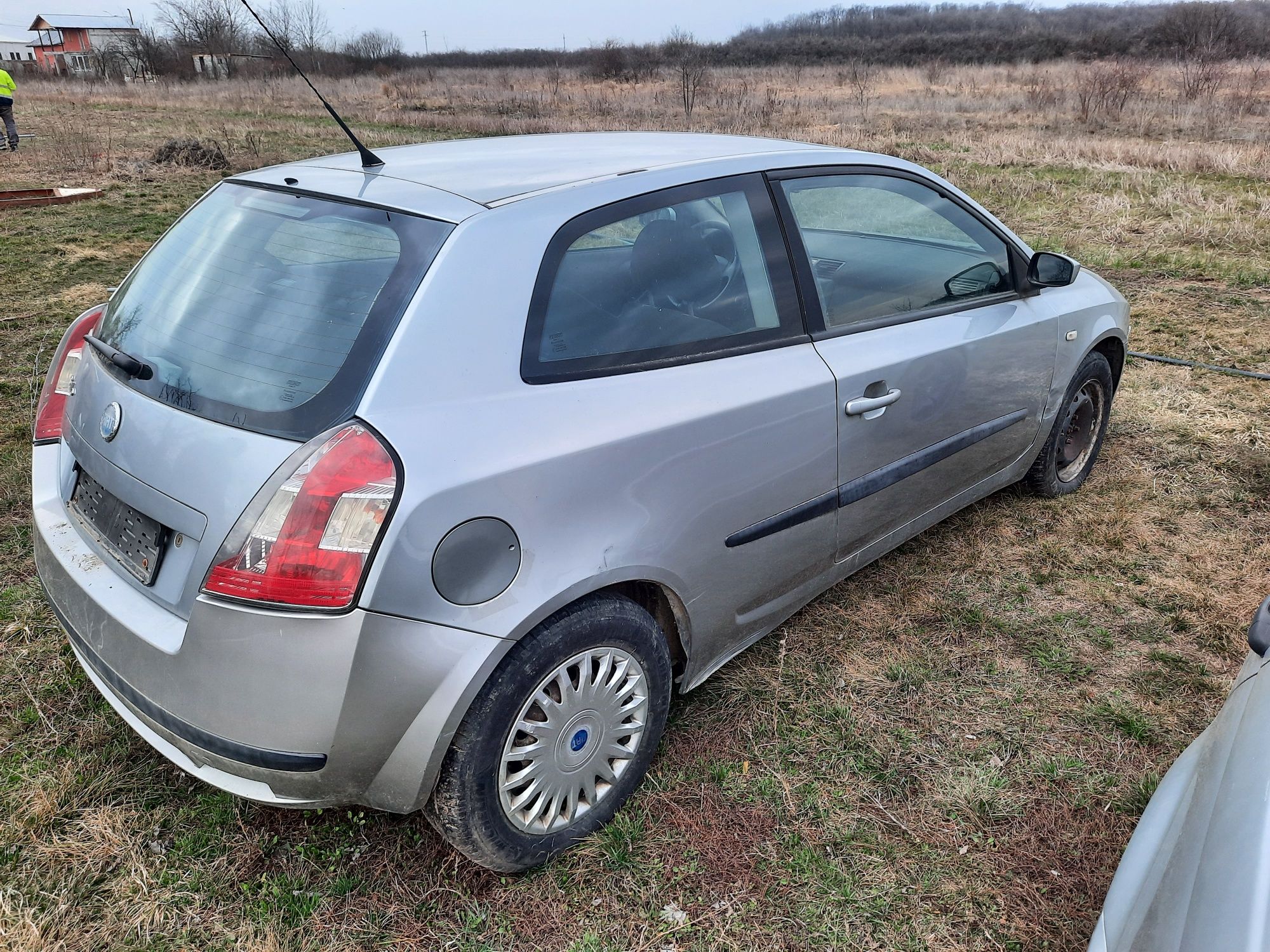 Dezmembrez Fiat Stilo 1.6 16v