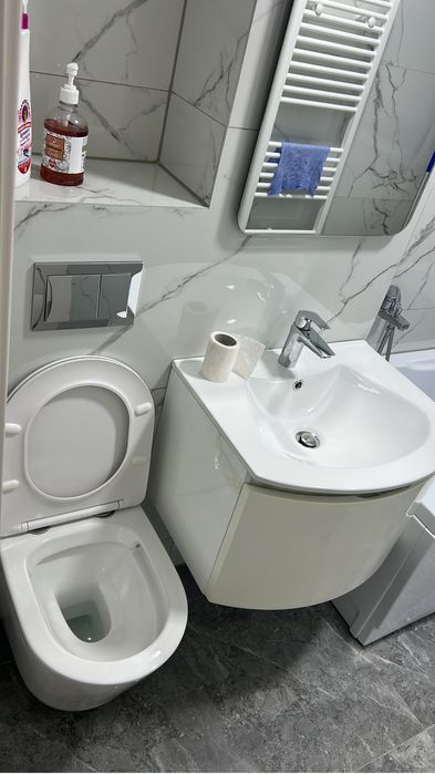 Lavoar baie cu dulap