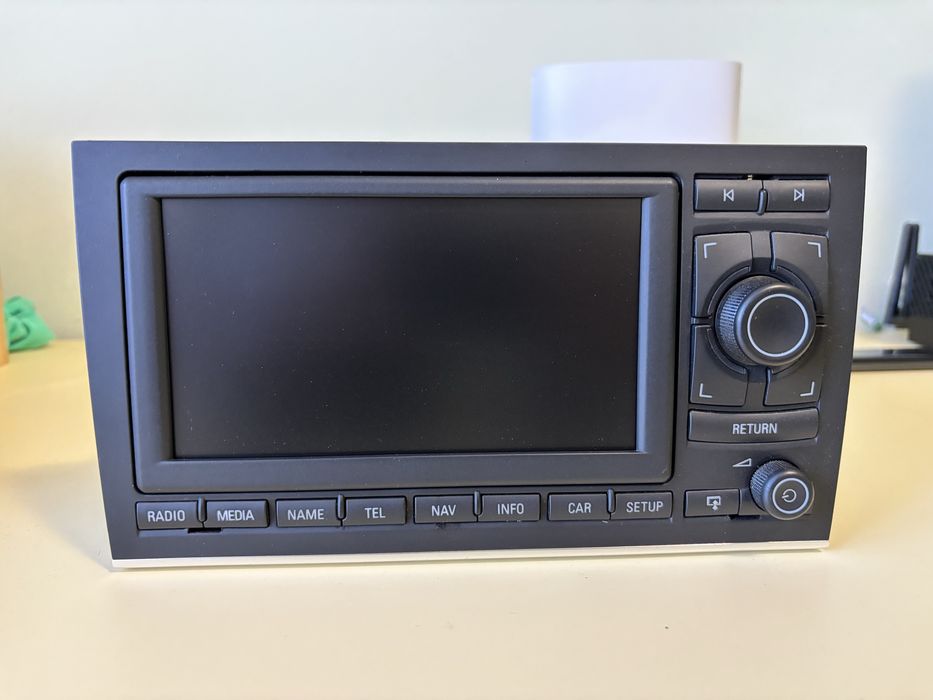 Navigatie originala RNS-E generatia a 2-a MK2 A4 A3 Exeo