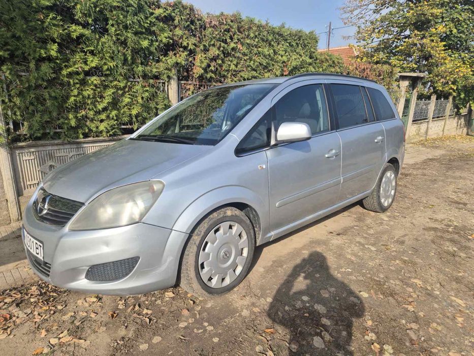 Opel zafira 2010
